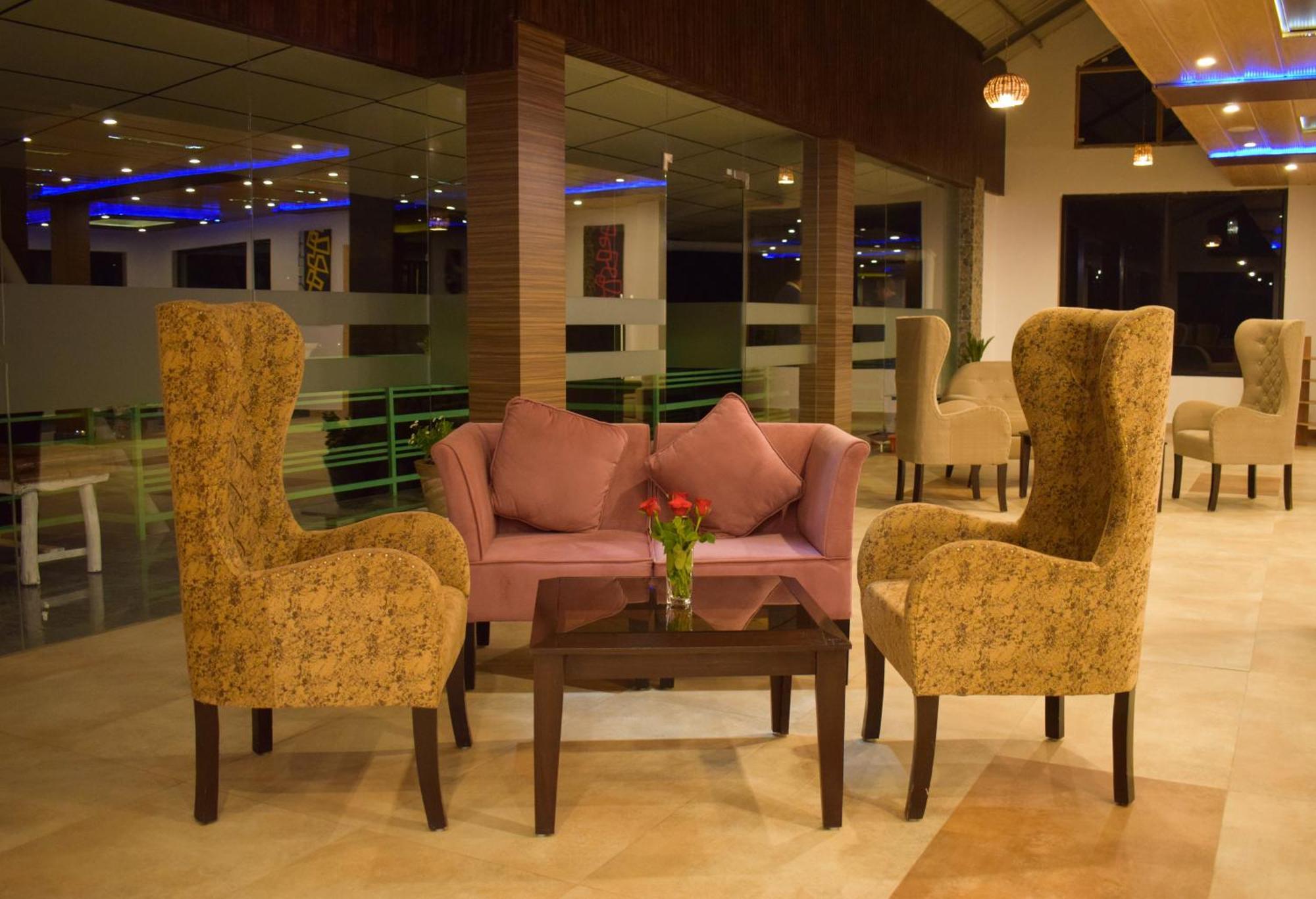 Valley View Resort Mashobra - Best Holiday Home For Vacations ชิมลา ภายนอก รูปภาพ